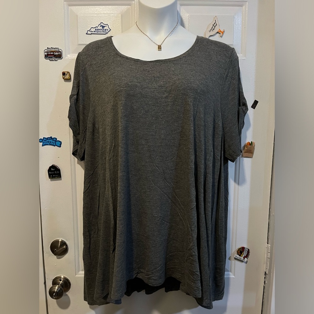 LIKE NEW Apt 9 Cold Shoulder Shirt